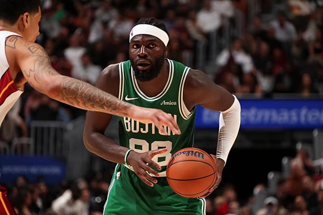 凯尔特人两连胜克塔两双助胜 防守端统治力引关